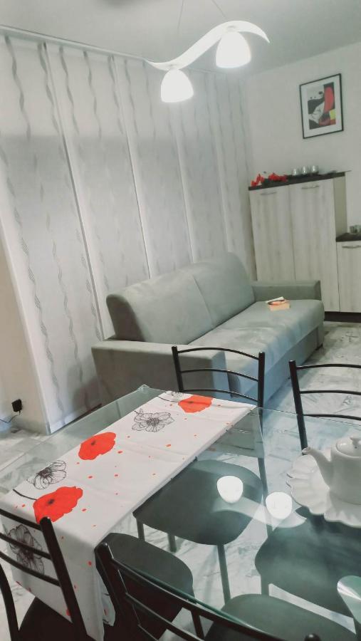 Chez Bianca Les Coquelicots Les Lucioles Apartman Menton Kültér fotó